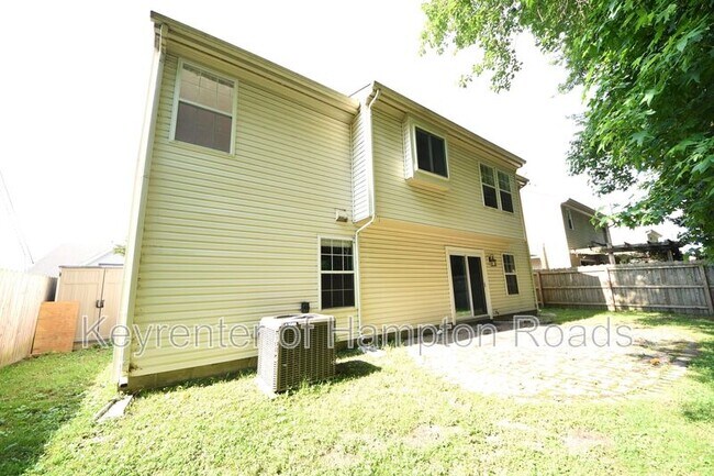 Building Photo - 1109 Lady Ashley Dr
