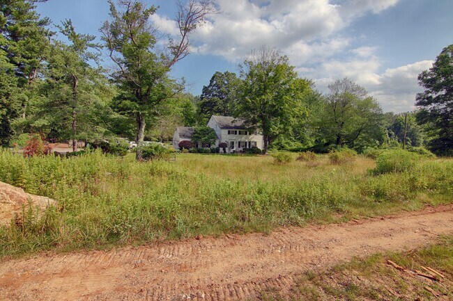 Building Photo - 496 Mine Brk Rd