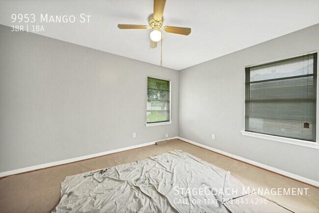 Building Photo - 9953 Mango St