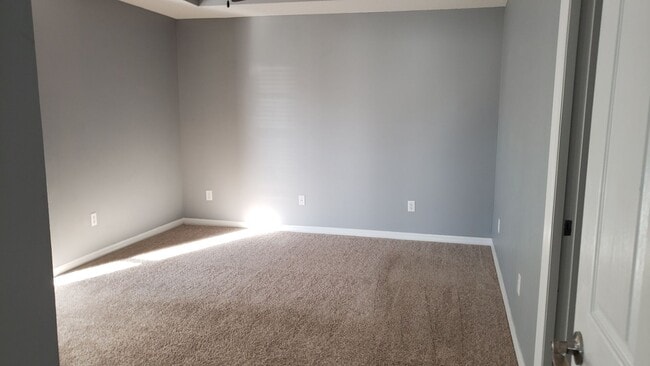 Building Photo - Spacious Home on a No-Outlet Street in Quiet Lynn Haven Neighborhood! *1/2 OFF 1st Month's Rent!!...