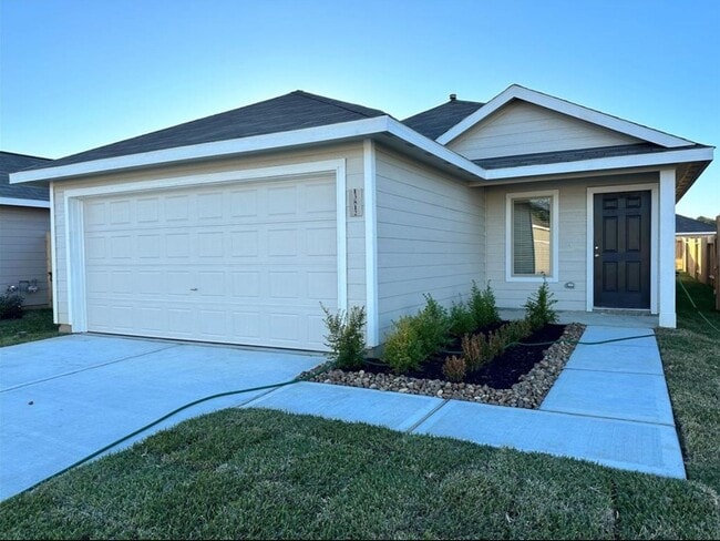 Building Photo - 13812 Grey Wolf Trl