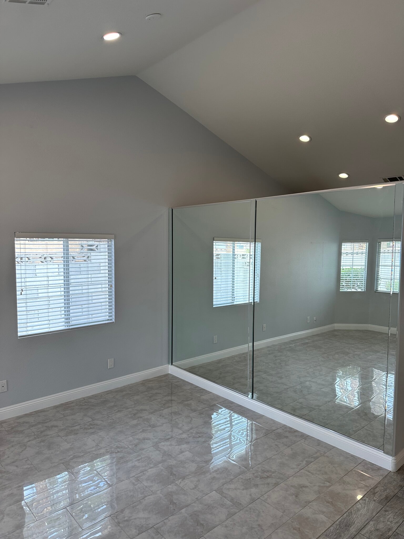 Building Photo - 3552 Kahala Bay Ln
