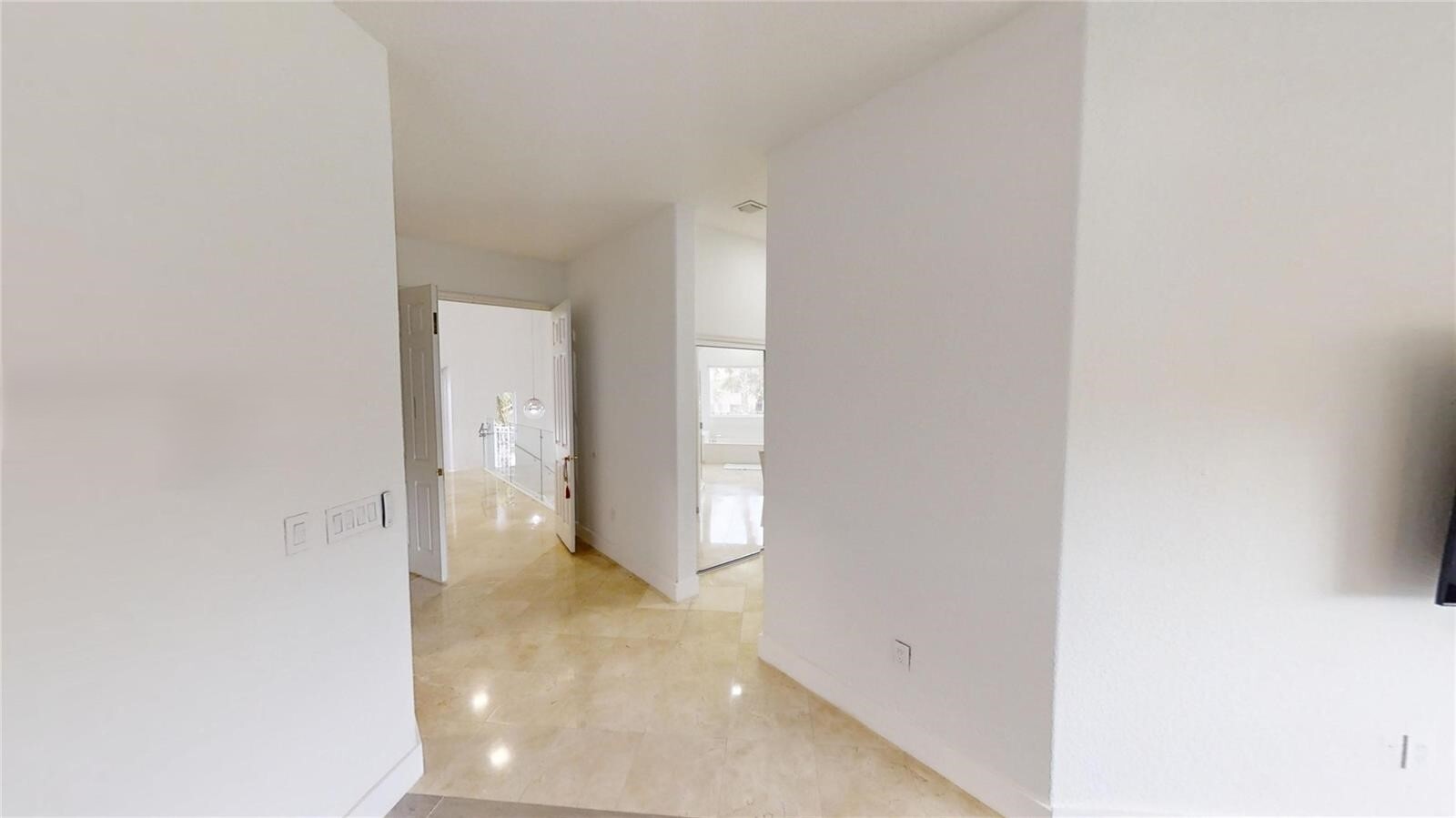 Building Photo - 7044 NW 113th Pl