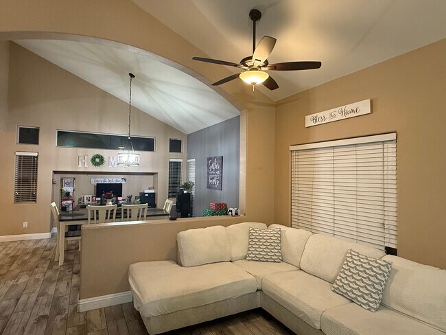 Building Photo - 3809 Alpine Bypass Ave