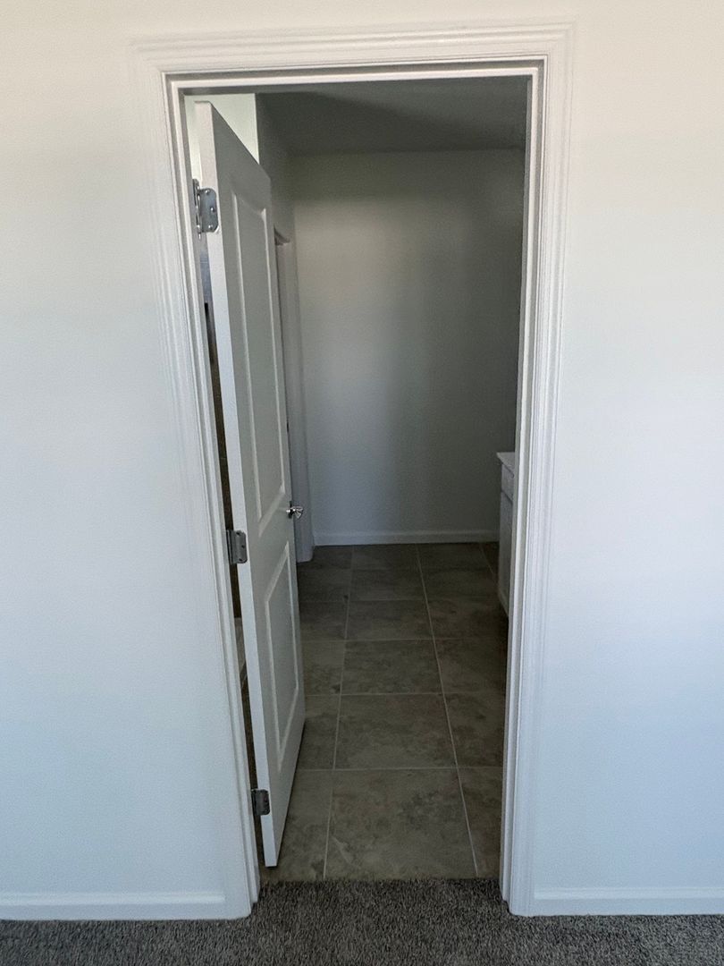 Building Photo - 1173 Caloosa Crk Dr