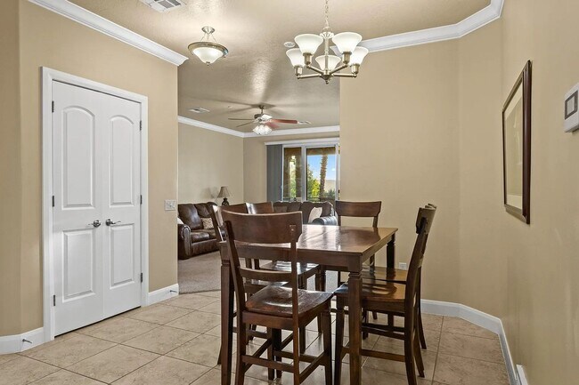 Building Photo - Fully Furnished 2 Bedroom Home.