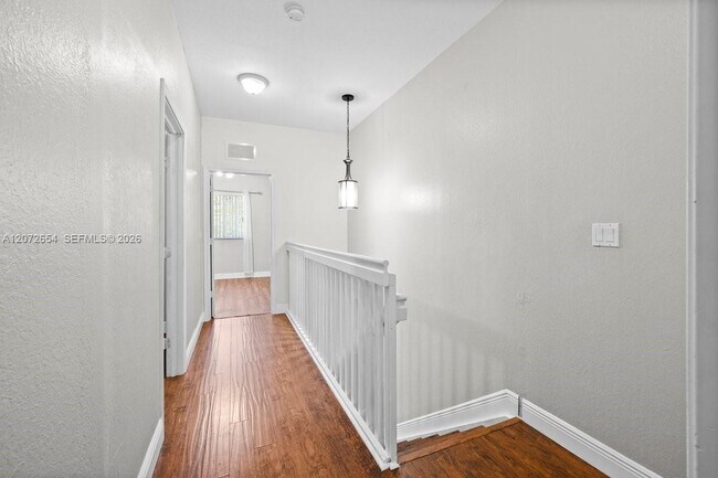 Building Photo - 7929 Tuscany Dr
