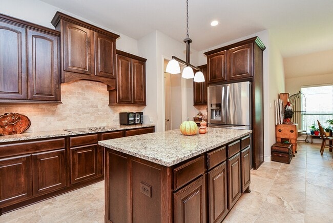 Building Photo - 23335 Robinson Pond Dr