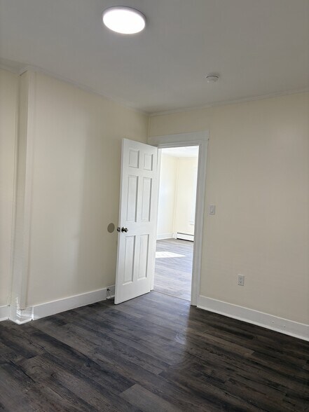 1st Bedroom - 574 W Main St