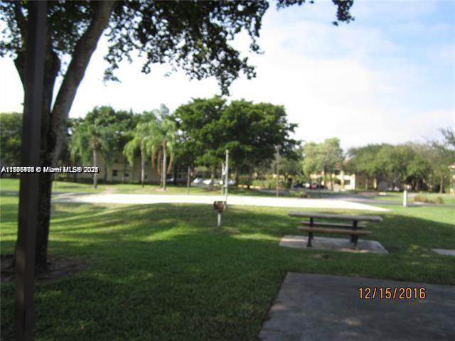 Building Photo - 651 Lyons Rd