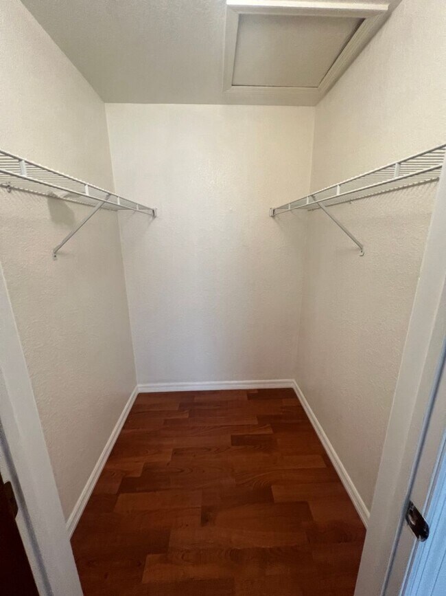 Building Photo - $1,696 - Annual Rental * 3 Bed / 2 Bath * Single Family House - Port Charlotte - Available 4/15/26