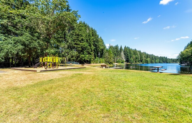 Building Photo - Cozy Northwest Living in Lake Minterwood – Spacious Home with Garage