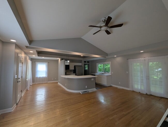 Primary Photo - 3503 Huon Dr