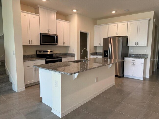 Building Photo - 4561 Small Creek Rd