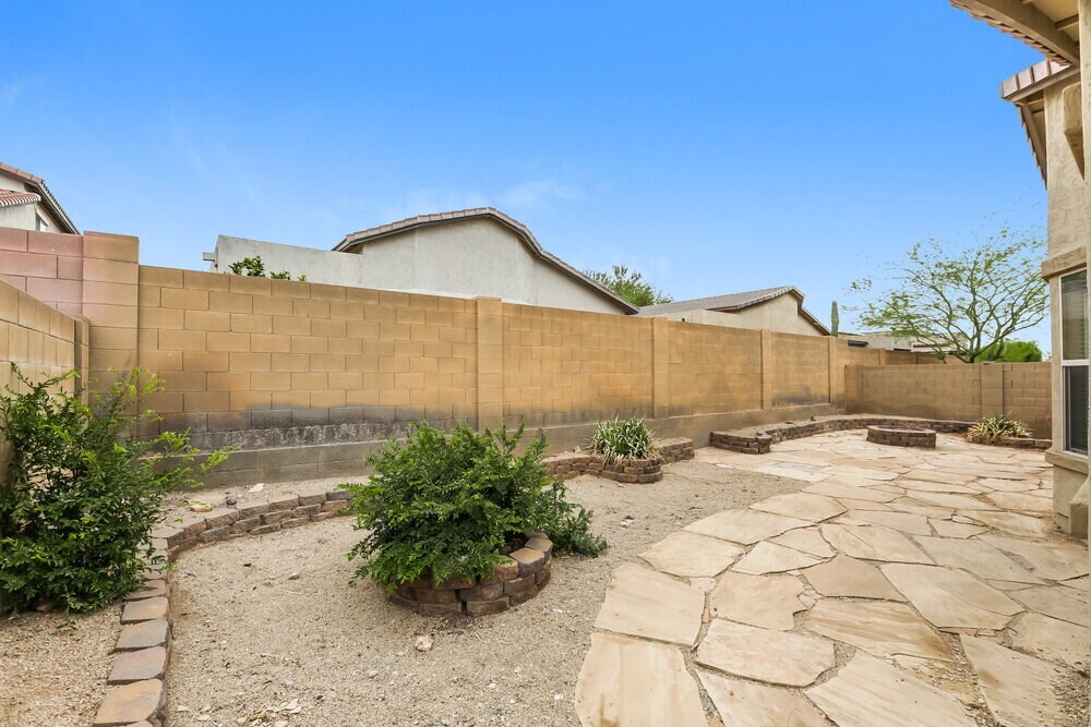 Building Photo - 8470 W Bajada Rd
