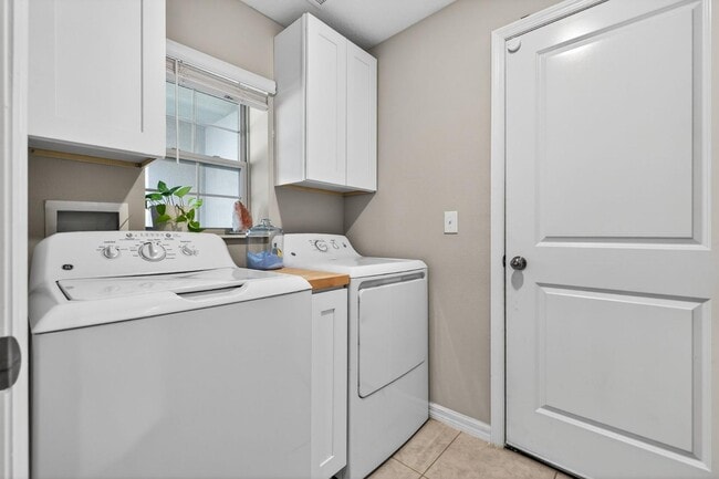 Building Photo - 9324 Lemon Drop Lp