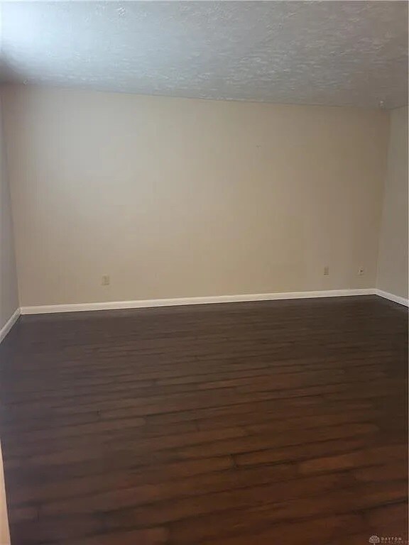 Building Photo - 851 Clareridge Ln