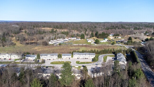 Building Photo - 3797 Vale Dr