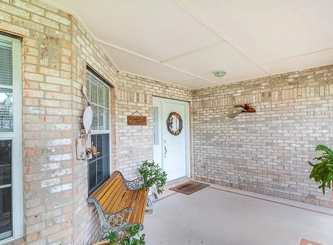 Building Photo - 125 Morning Dove Ct