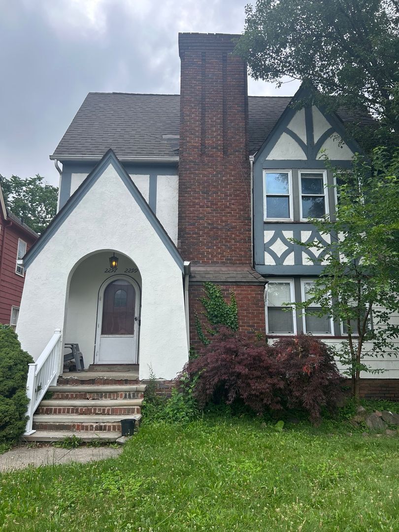 Building Photo - 2299 Ogontz Ave