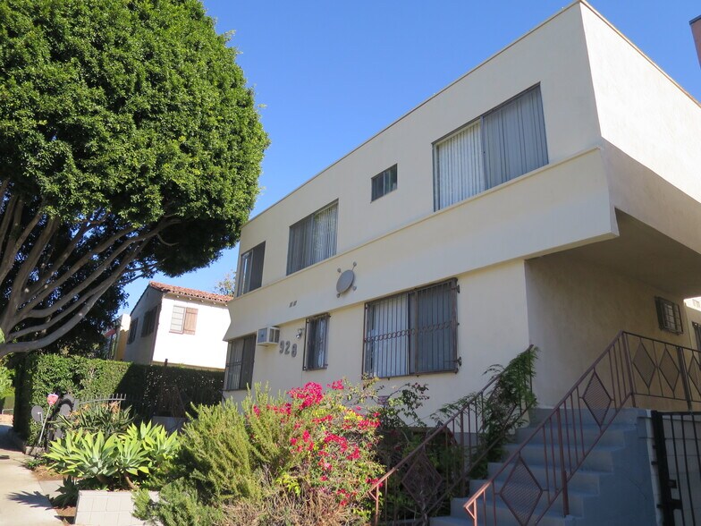 Building Photo - 928 N Ogden Dr