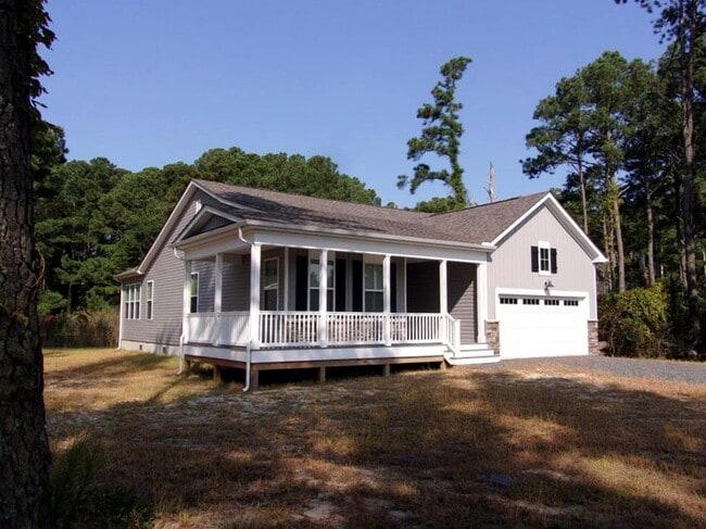 Building Photo - 38170 Castaway Dr