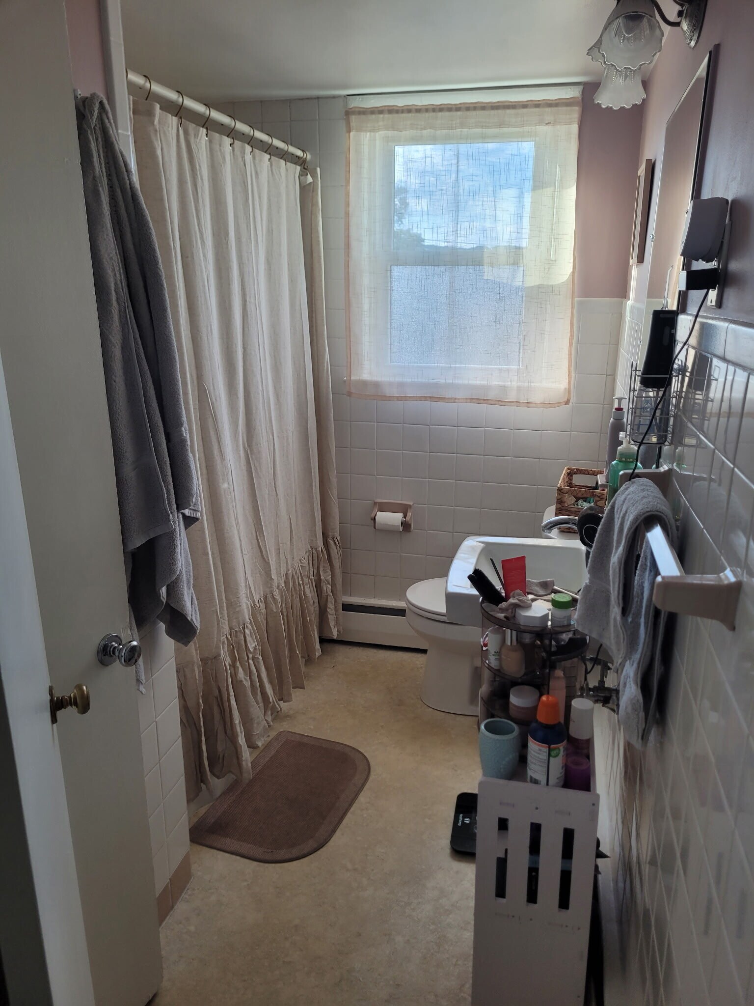 Bathroom - 115 Whelen Ave