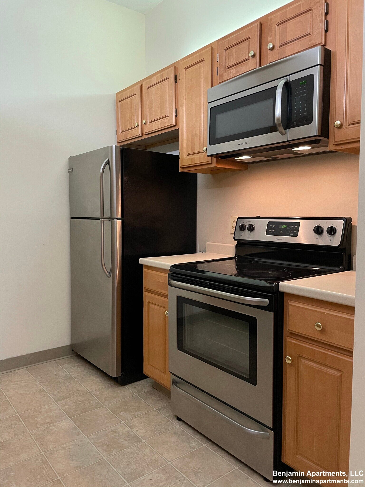 Building Photo - 1055 Commonwealth Ave