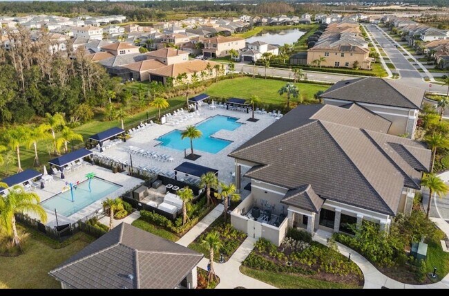 Building Photo - 32683 Tamarind Grv Ln