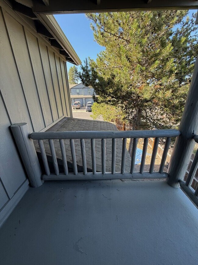Building Photo - 16697 Shaw Pine Ct
