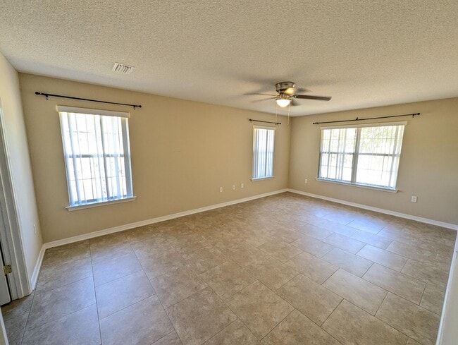 Building Photo - 9708 Parker Lake Cir