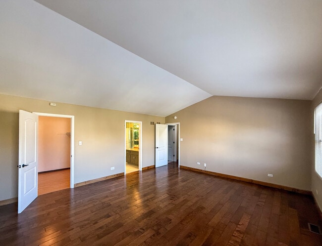 Building Photo - 15528 Whitehall Ln
