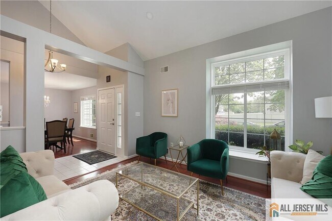 Building Photo - 160 Buttonwood Dr