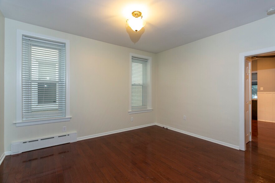 Building Photo - 4238 Pechin St