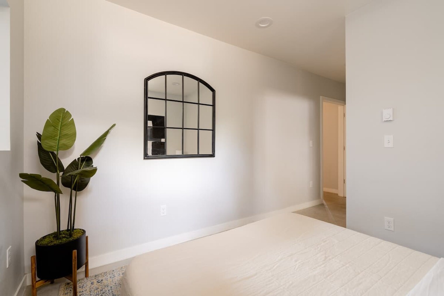 Building Photo - 911 SE 26th Ave