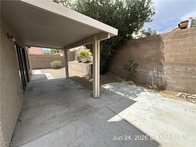 Building Photo - 127 Wynntry Dr