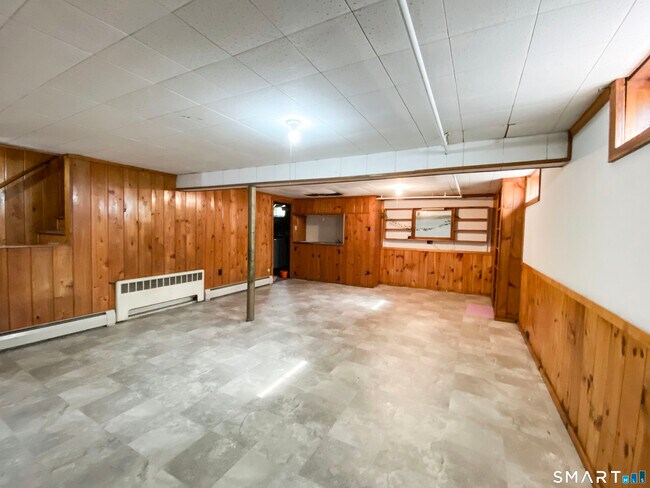 Building Photo - 48 Bagley Rd