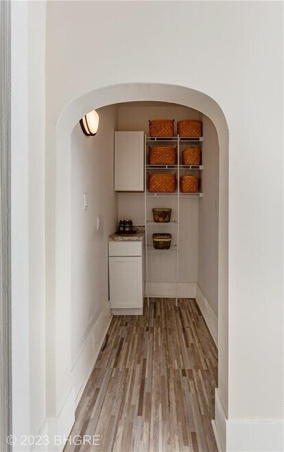 Building Photo - 1215 Clark St