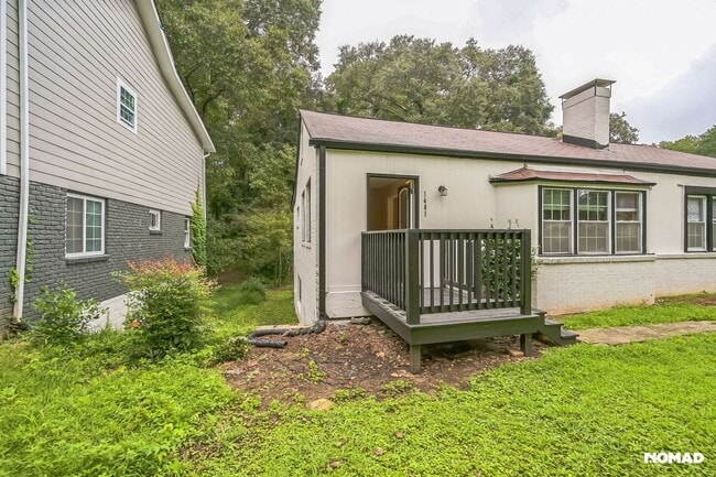 Building Photo - 1461 Centra Villa Dr SW