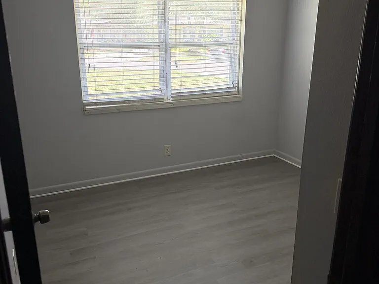 Building Photo - 3152 Brasque Dr