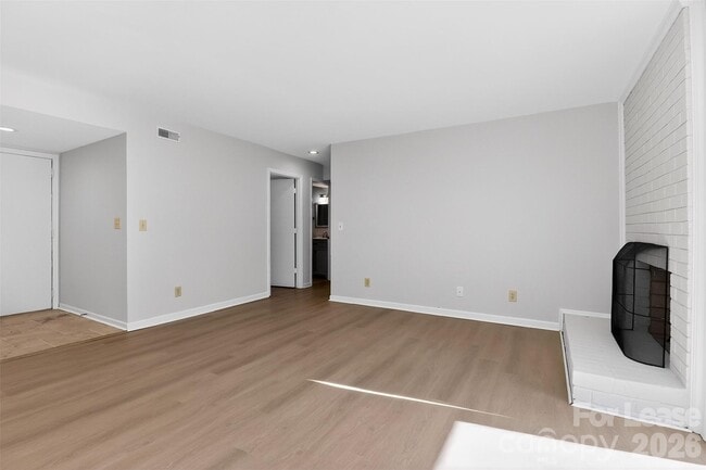 Building Photo - 11029 Harrowfield Rd