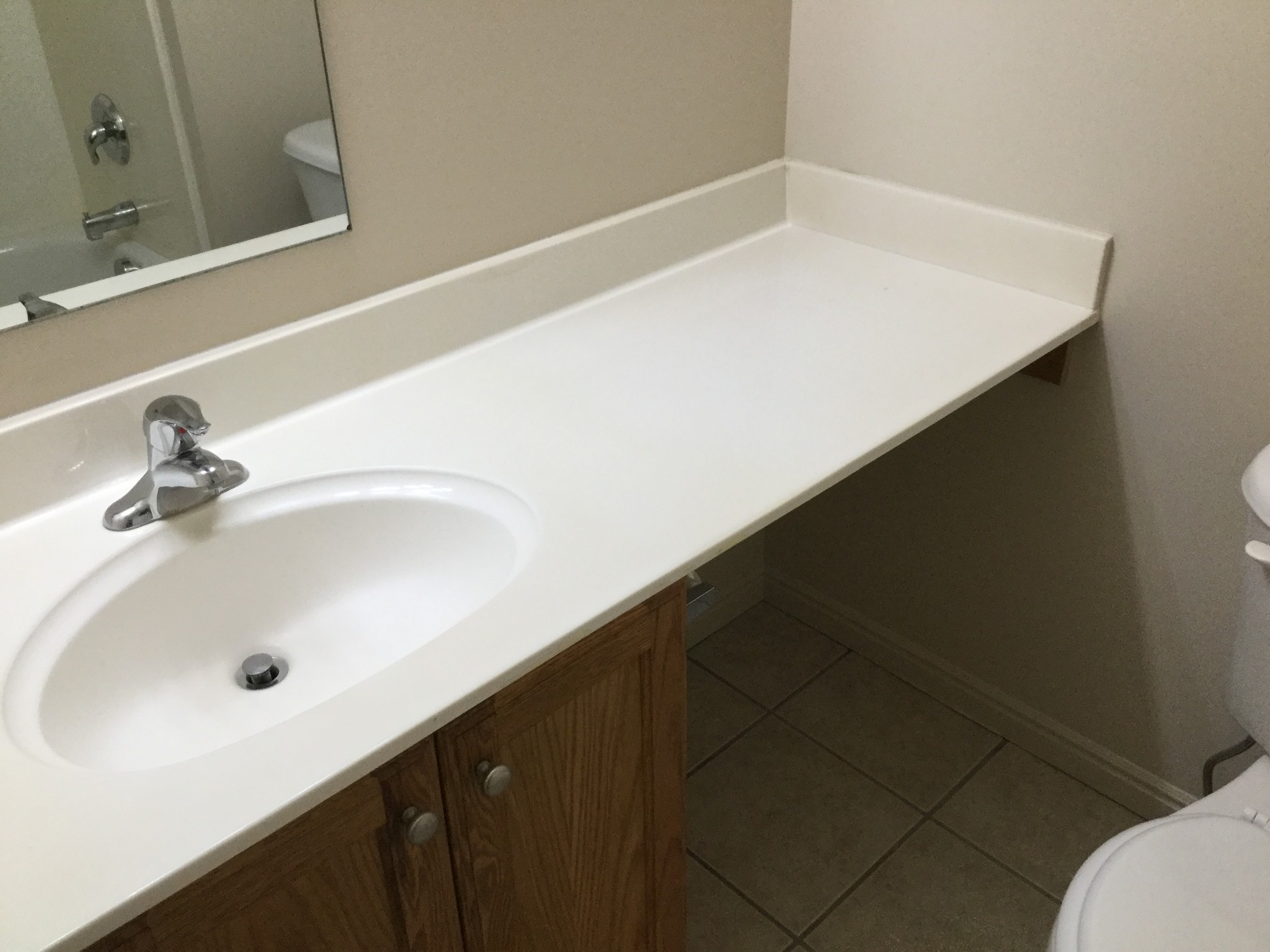 Building Photo - 479 Raven Way