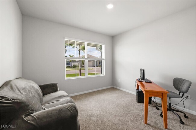 Building Photo - 2621 Table Coral Trl