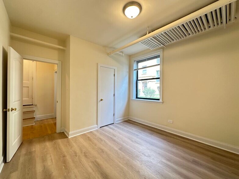 Building Photo - 2330 N Spaulding Ave