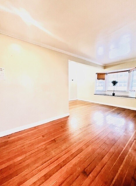Building Photo - 108 Witmer St