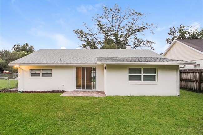 Building Photo - 1805 Simonton Ave