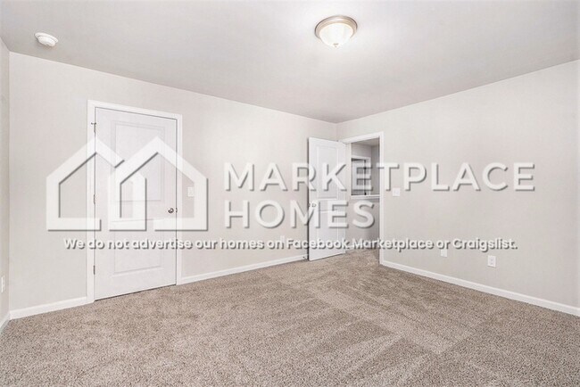 Building Photo - 217 W L Miller Dr