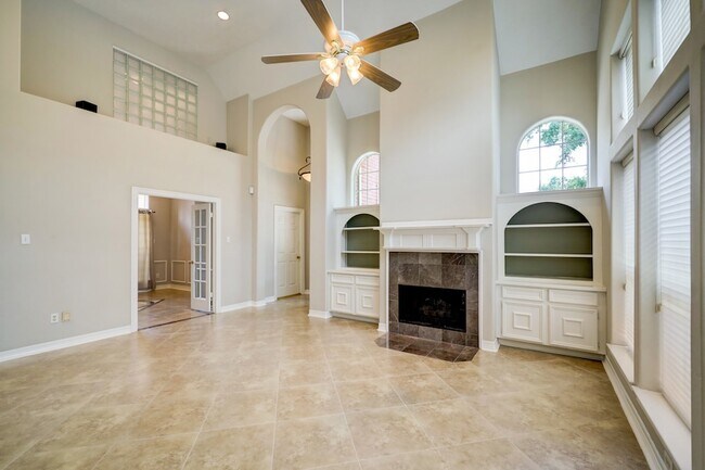 Building Photo - 16403 Knightrider Dr