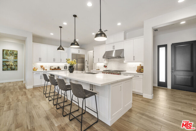 Building Photo - 75323 Mansfield Dr