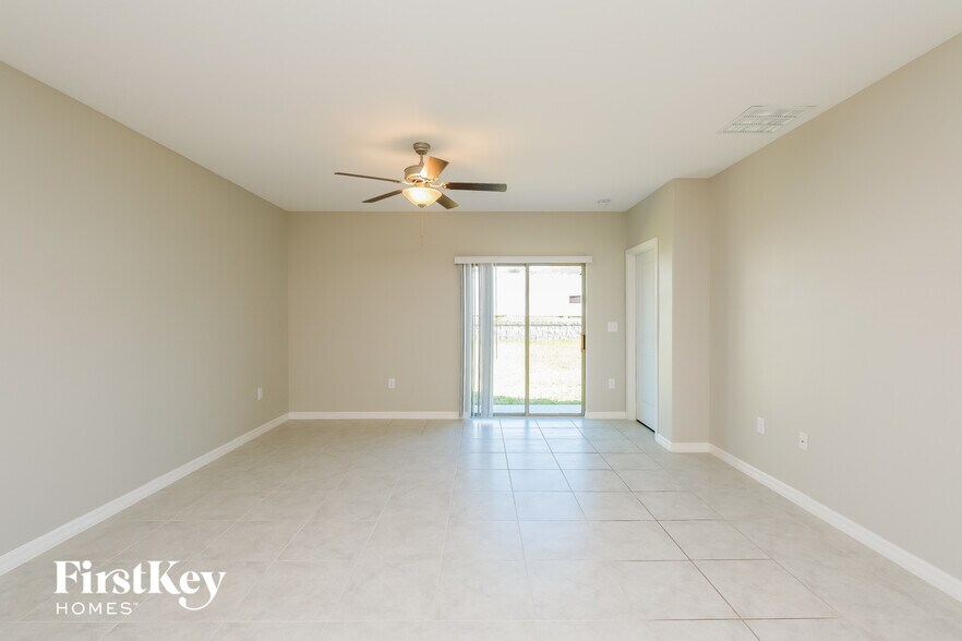 Building Photo - 14482 English Lavender Dr